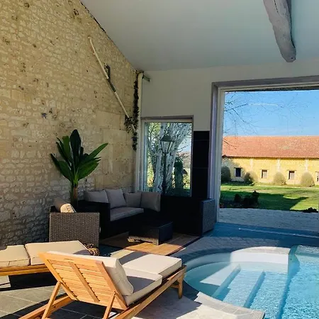 Prázdninový dům Luxury Chateau France - Pool Jonzac